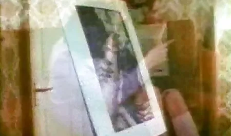 دلپذیر اولگا سکس خوردن ممه