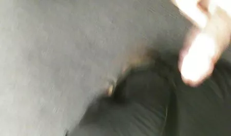 آریل سکس درحال خواب پیپر